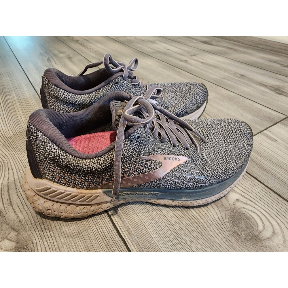 Brooks Adrenaline GTS 21 Grey Lavender Womens Size 8 1203291B528